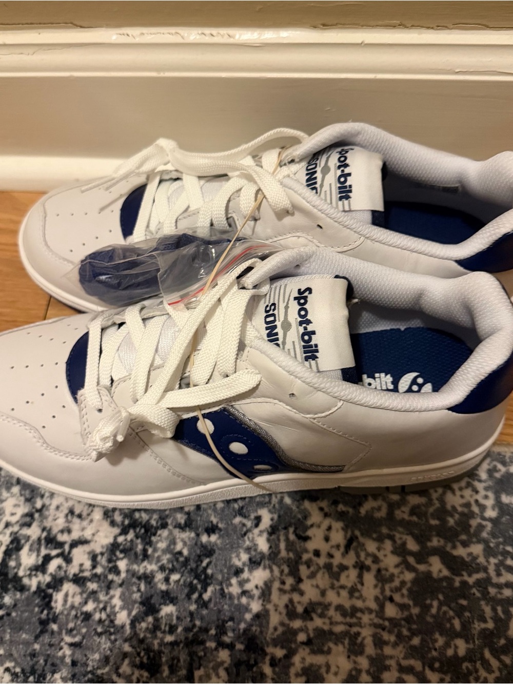 Saucony MENS Spot*Bilt Sonic White and Navy Low-Top Sneakers
